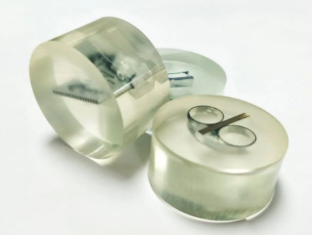 Смола для холодной заливки образцов в формы