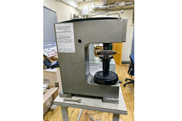 Ремонт и юстировка стационарных твердомеров Роквелла ТР 5006, 5006М, 5006-02 - ГРСИ 11286-88, 11286-91, 11286-99, 27515-04 (этап 1: диагностика)